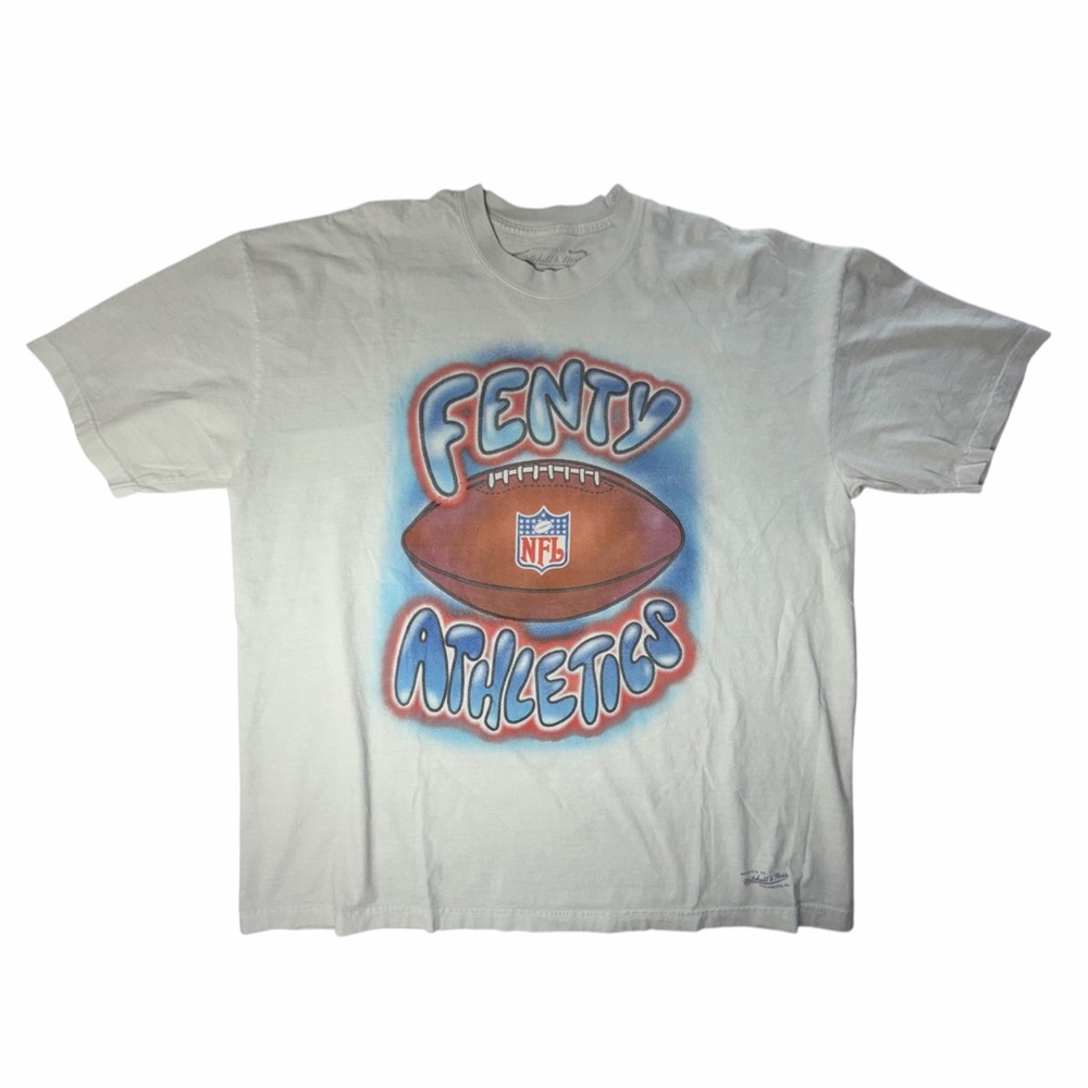 XXL Mitchell & Ness x FENTY NFL Super Bowl Airbrush T-Shirt Football 2023